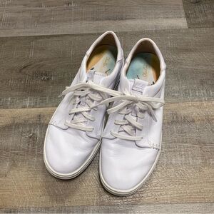 Olukai Pehuea Li ‘ILi White Leather Sneakers Women’s Size 9 Casual Shoes